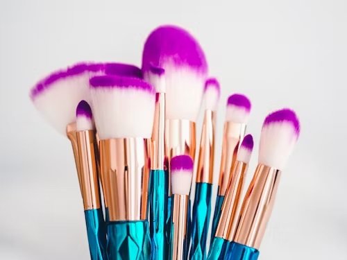 How to Clean and Maintain Your Makeup Brushes