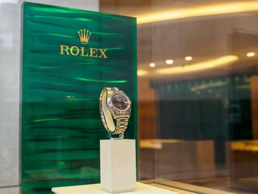 Decoding Excellence: Navigating Rolex Prices in Singapore’s Luxury Market